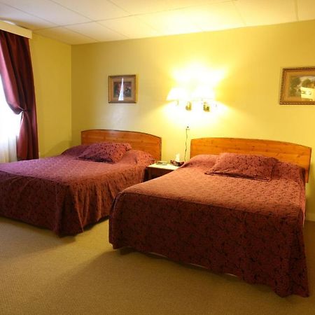 Villa Maria Country Inn Acheson 외부 사진