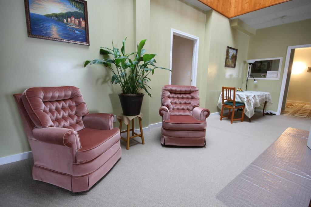 Villa Maria Country Inn Acheson 외부 사진