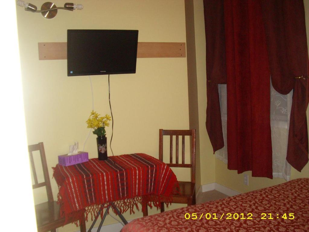 Villa Maria Country Inn Acheson 객실 사진