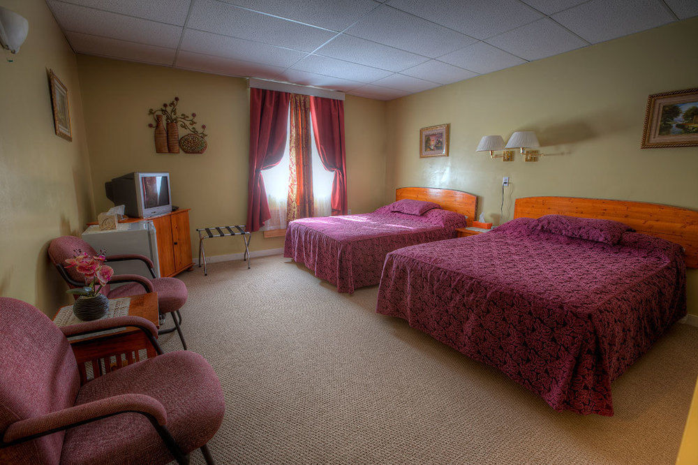 Villa Maria Country Inn Acheson 외부 사진