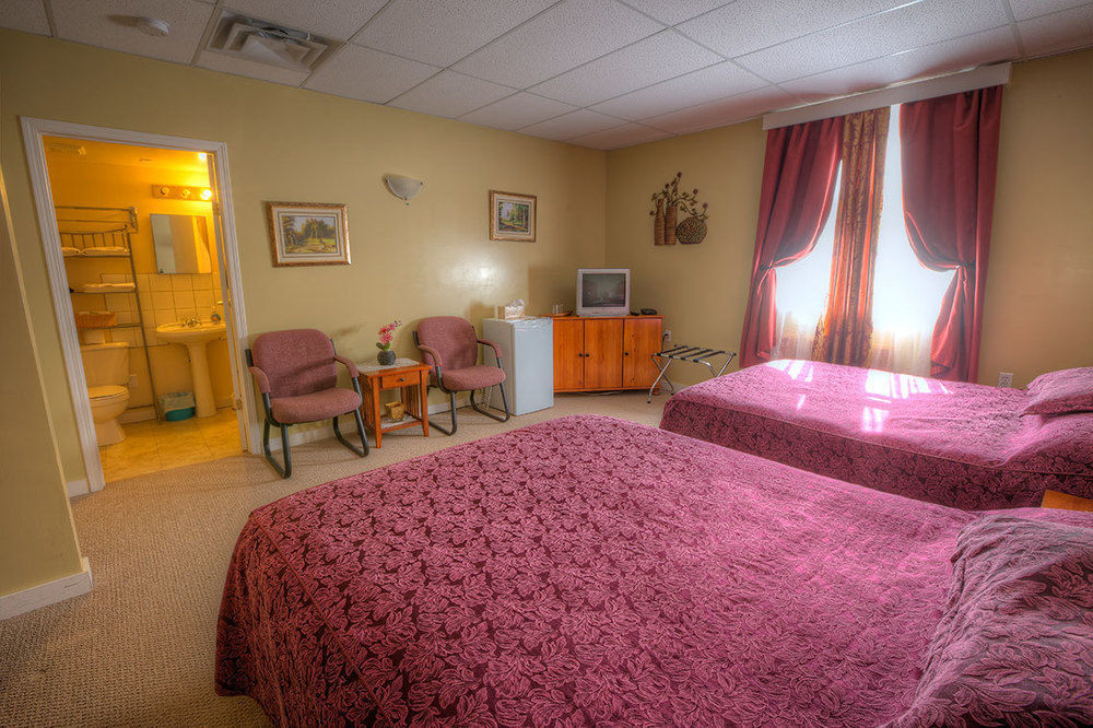 Villa Maria Country Inn Acheson 외부 사진