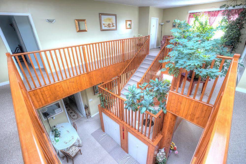 Villa Maria Country Inn Acheson 외부 사진