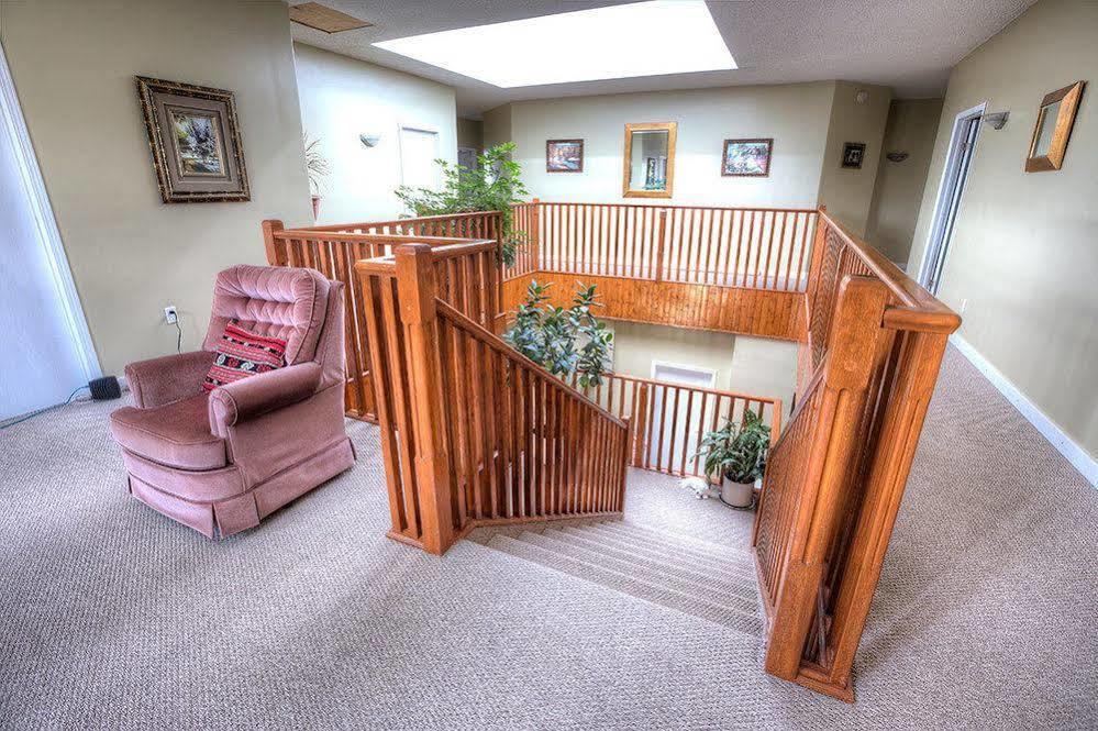 Villa Maria Country Inn Acheson 외부 사진